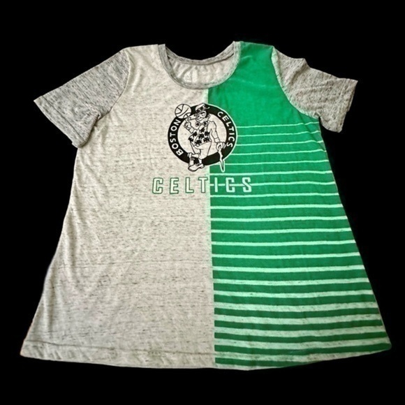 Women’s NBA Green &  Gray Boston Celtics Short Sleeve Shirt - Size L - NWOT - Picture 1 of 4
